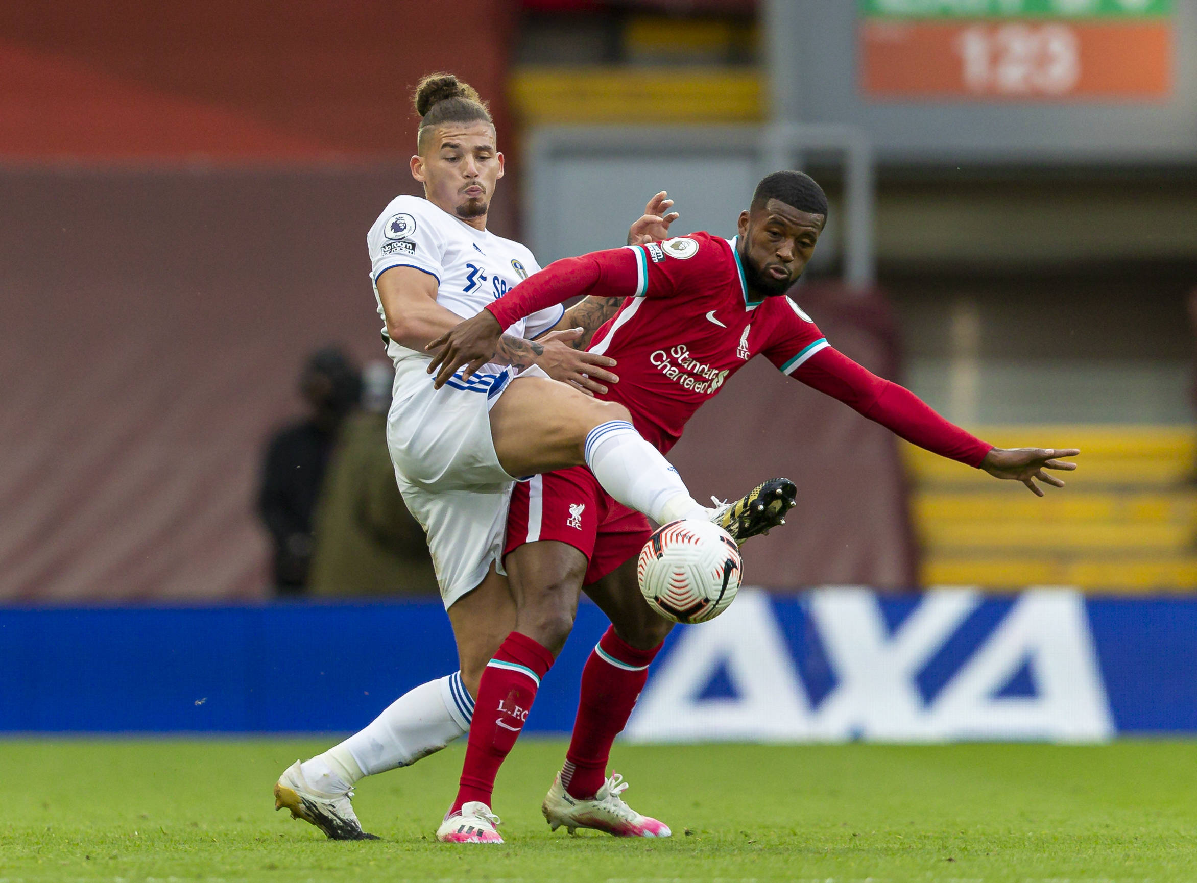 屡屡在关键 屡屡在关键