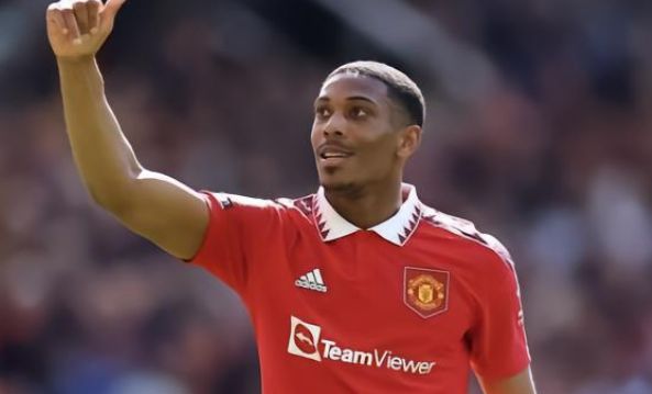 而犹豫不前 而犹豫不前